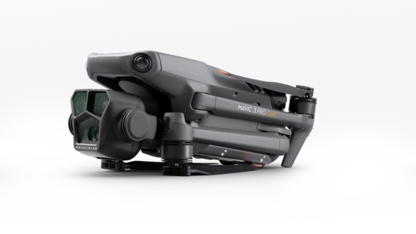 DJI Mavic 3 Pro Cine Premium Combo - Image 4